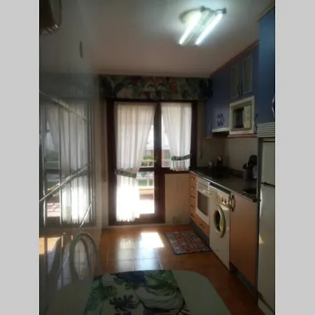 Centrico En Con Acceso A Noja